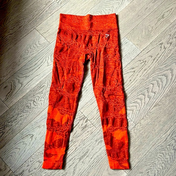 Gymshark Pants - Gymshark adapt animal leggings